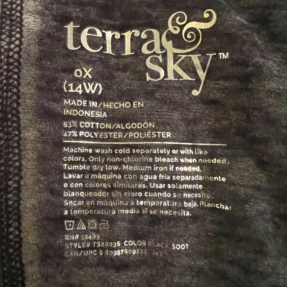 TERRA & SKY GRAY BURNOUT TYPE BUT NOT SHEER TUNIC OR OVERSIZED TEE - Image 4