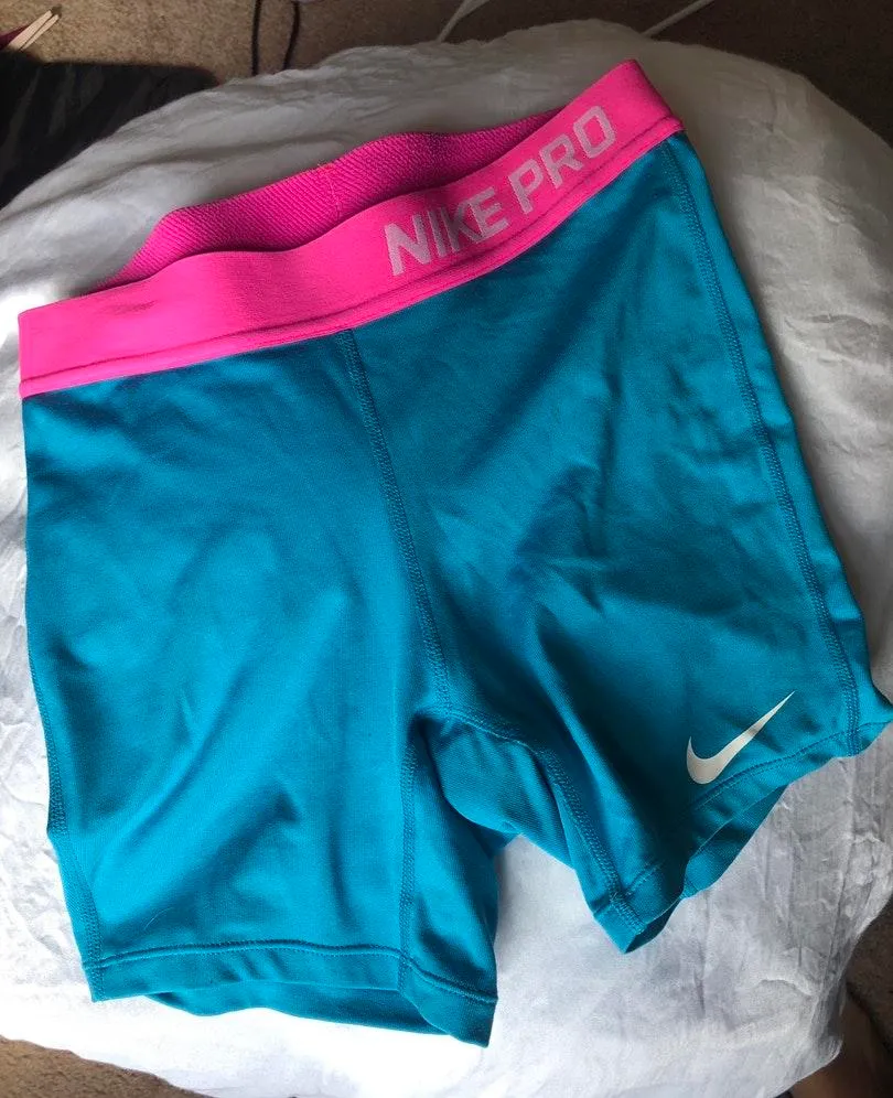 Nike Pro Pink Spandex - Image 3