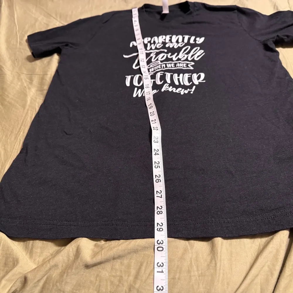 Black Graphic Oversized Large (L) Short sleeve T - Image 5