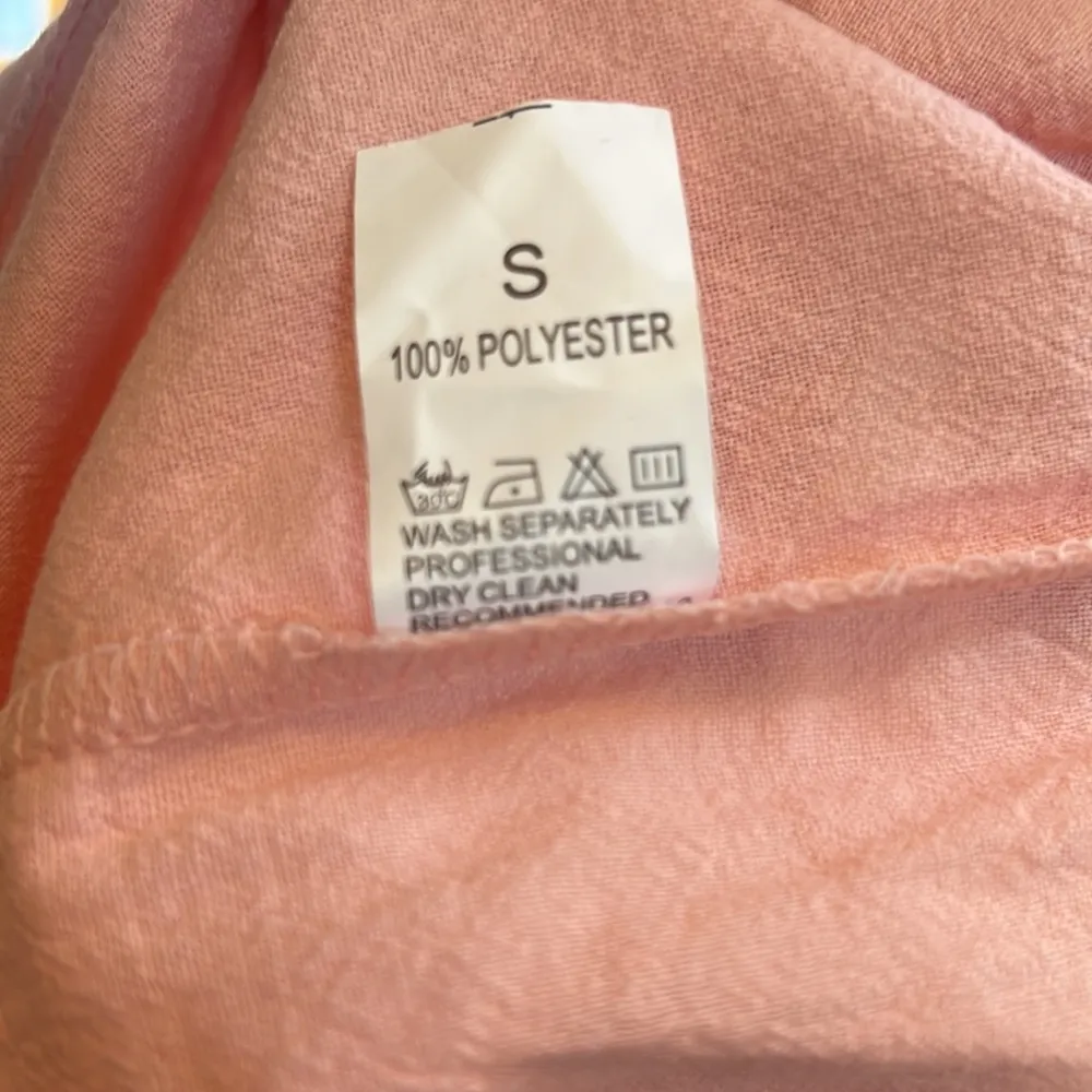 Dressbarn pretty pink dress with pockets and non-functional front button, Small - Image 5