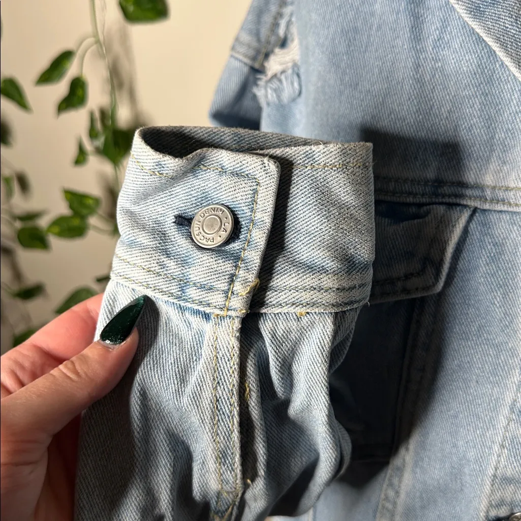 Pacsun Cropped Distressed Light Wash Denim Jacket - Image 3