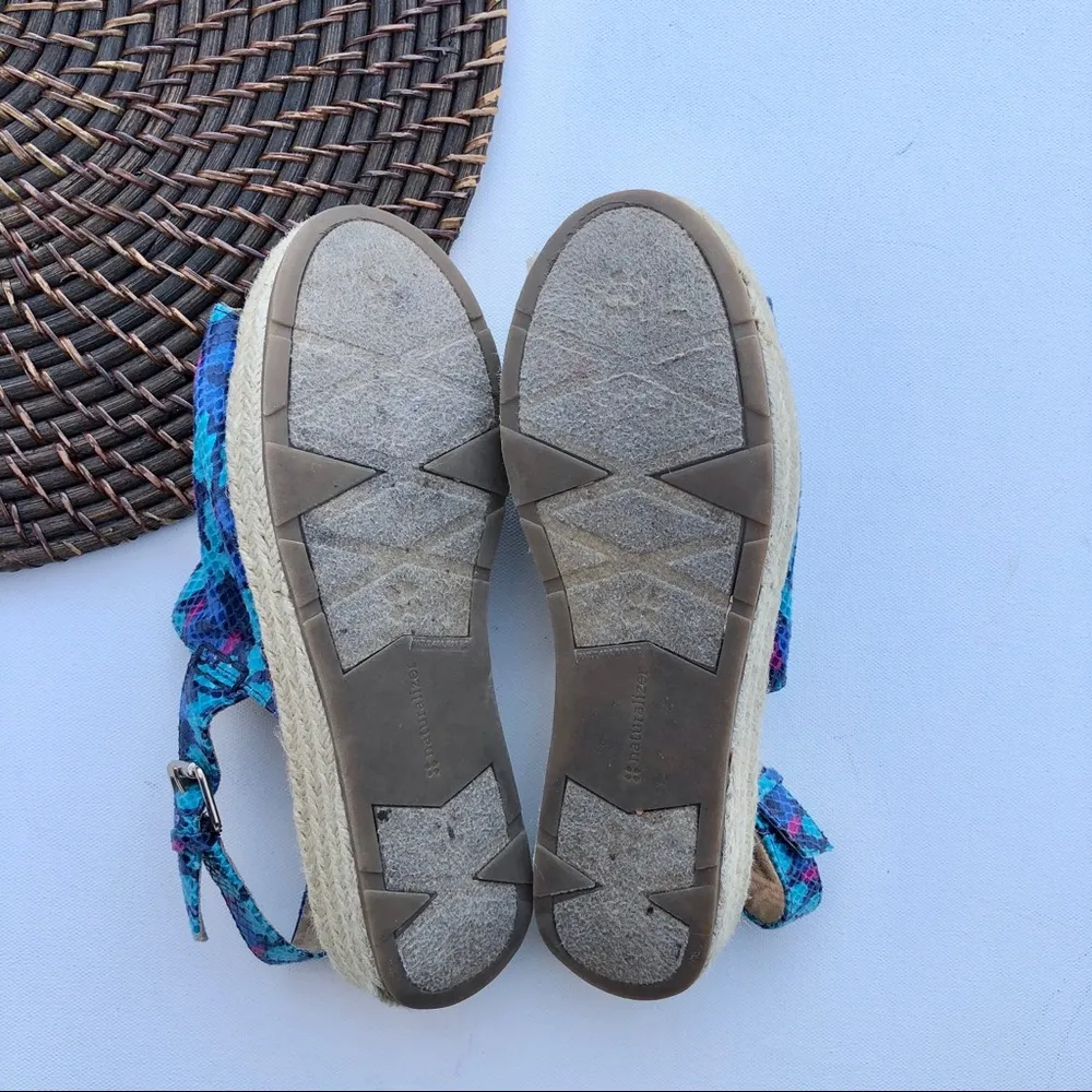 Naturalizer Womens Shoes Sandals Wedge Blue Snake Print Beach 7.5 - Image 5