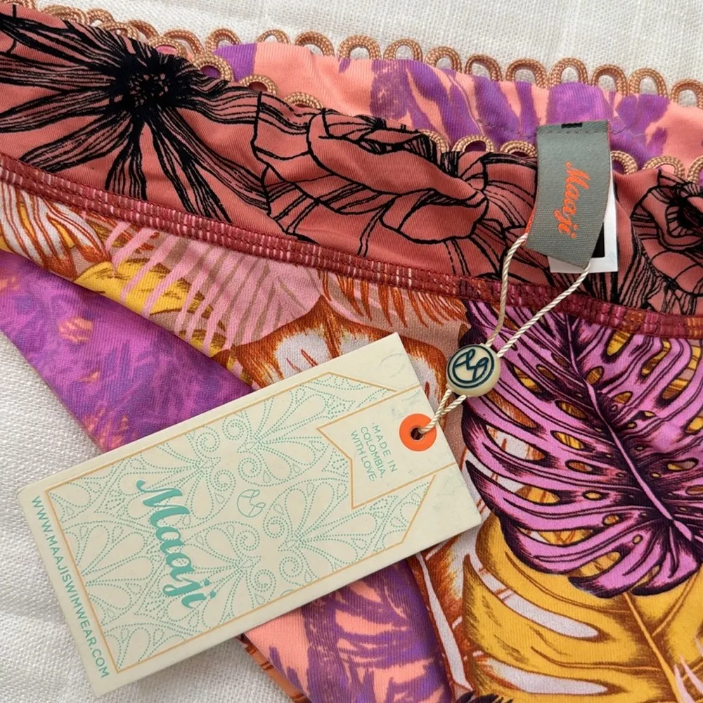 Maaji Bikini Bottom, Reversible Bikinis bottoms sz M - Image 4