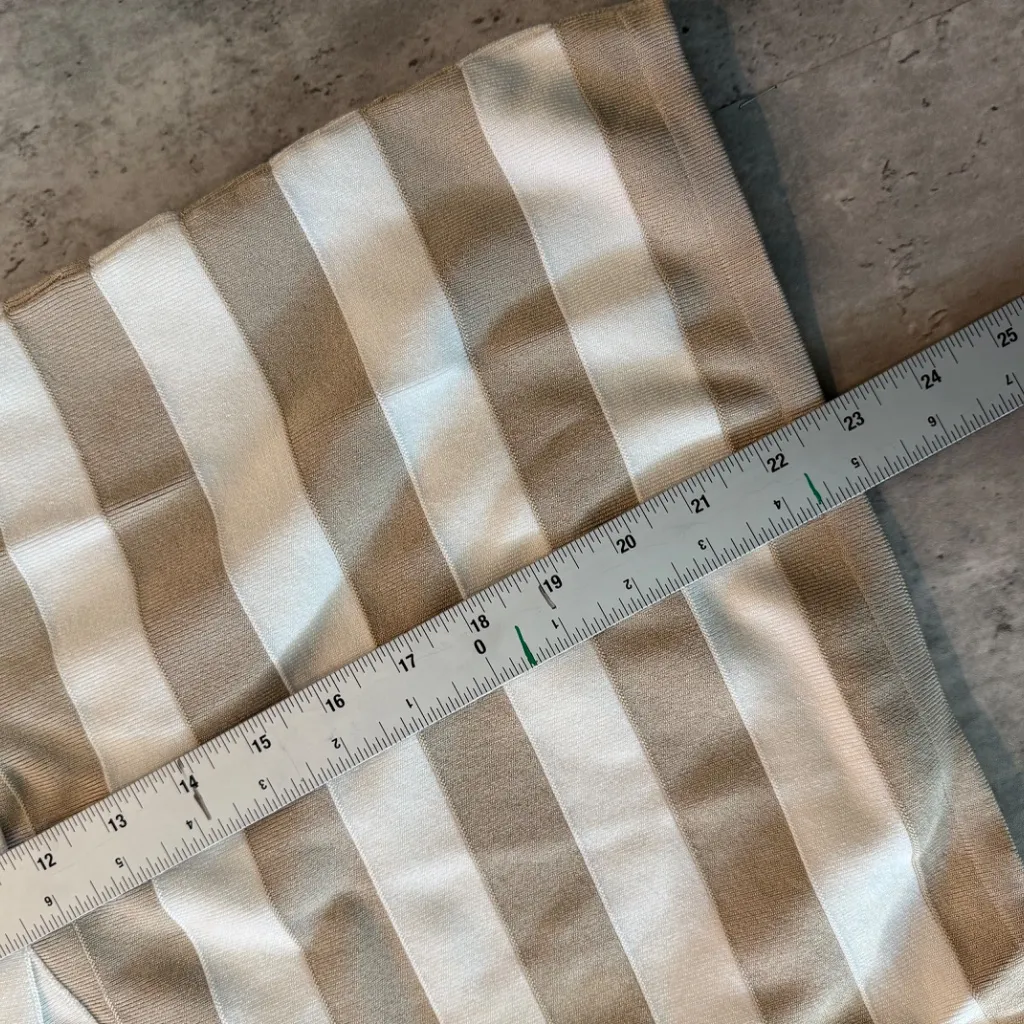 White House Black Market Bodycon Top Beige White Striped Cap Sleeve M - Image 4
