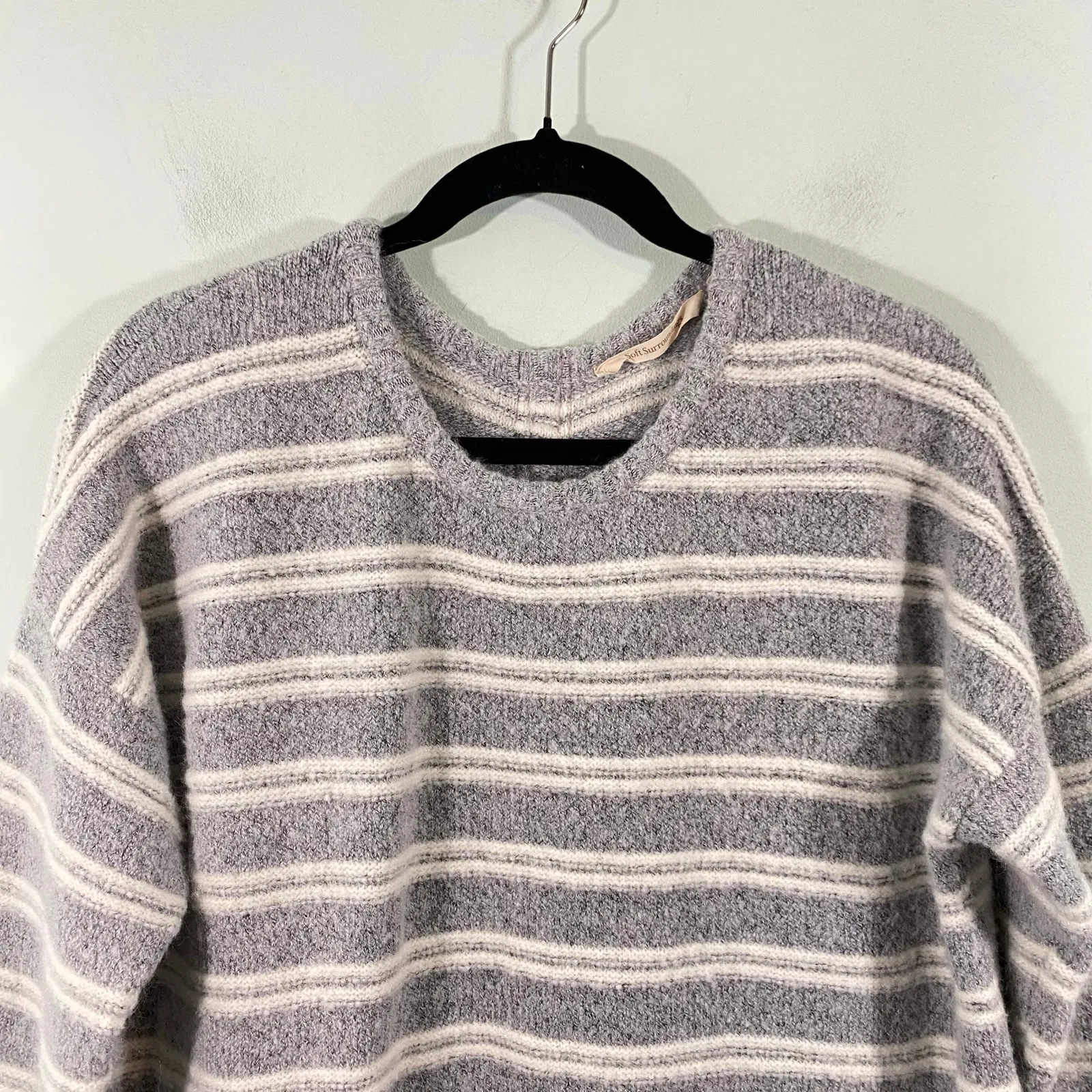 Soft Surroundings Veronica Grey Striped Pink Back Zip Tunic Plush Sweater Size M - Image 2