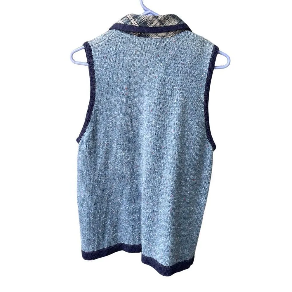 Victoria Jones size PM knitted winter holiday theme vest. - Image 2