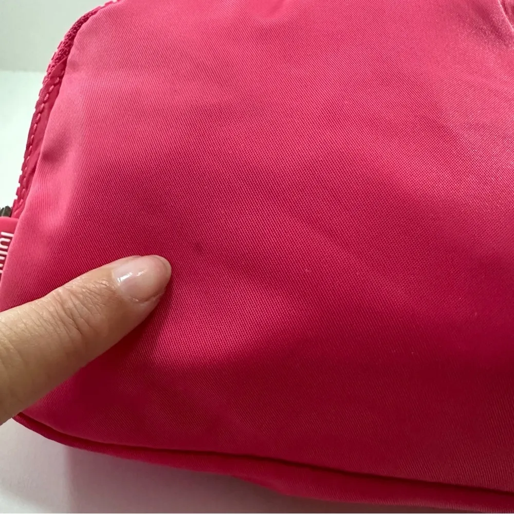 Lululemon Everywhere Belt Bag 1L Lipgloss Pink Barbie Crossbody Travel Concert - Image 3