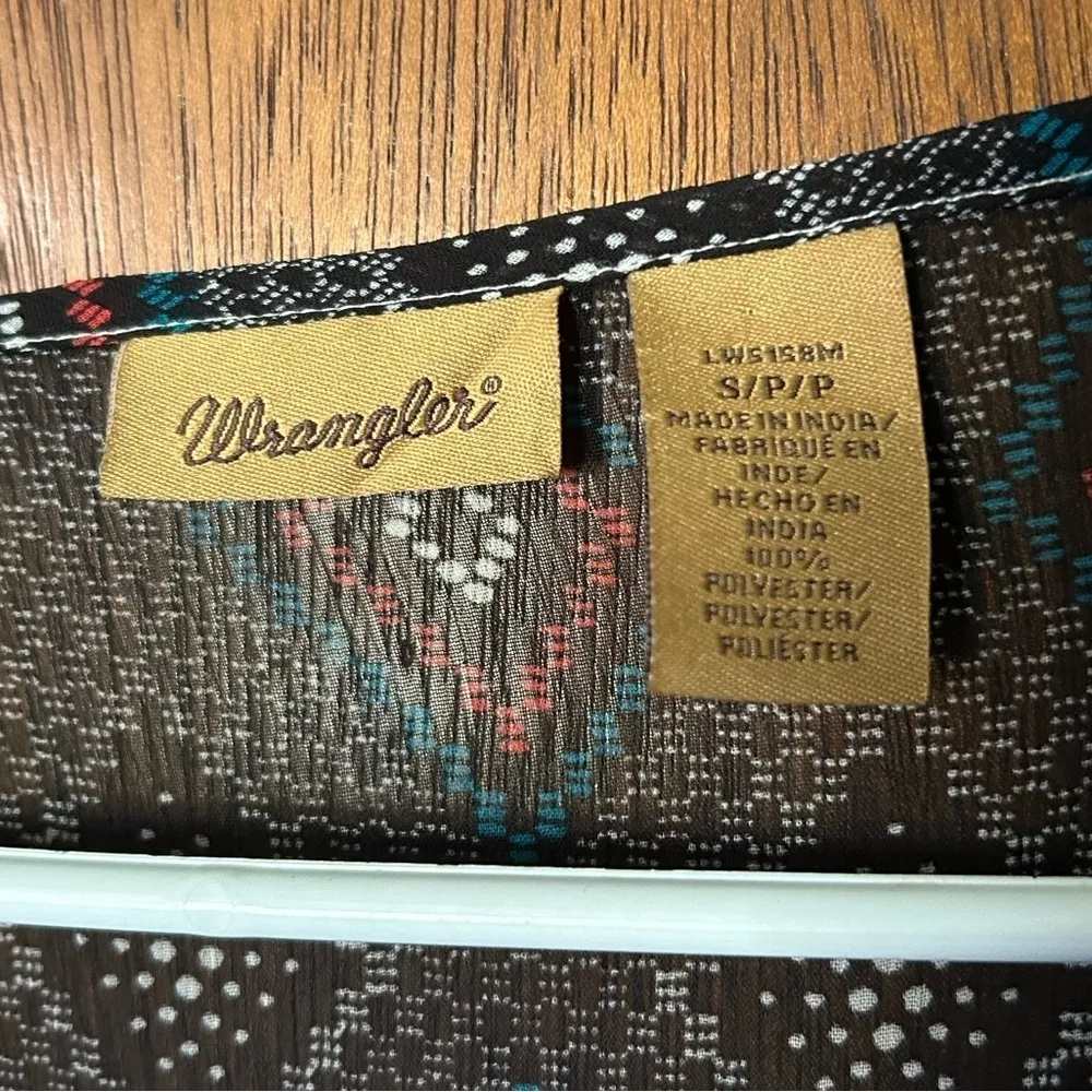 Wrangler super oversized sheer colorful pattern button down blouse size s - Image 5