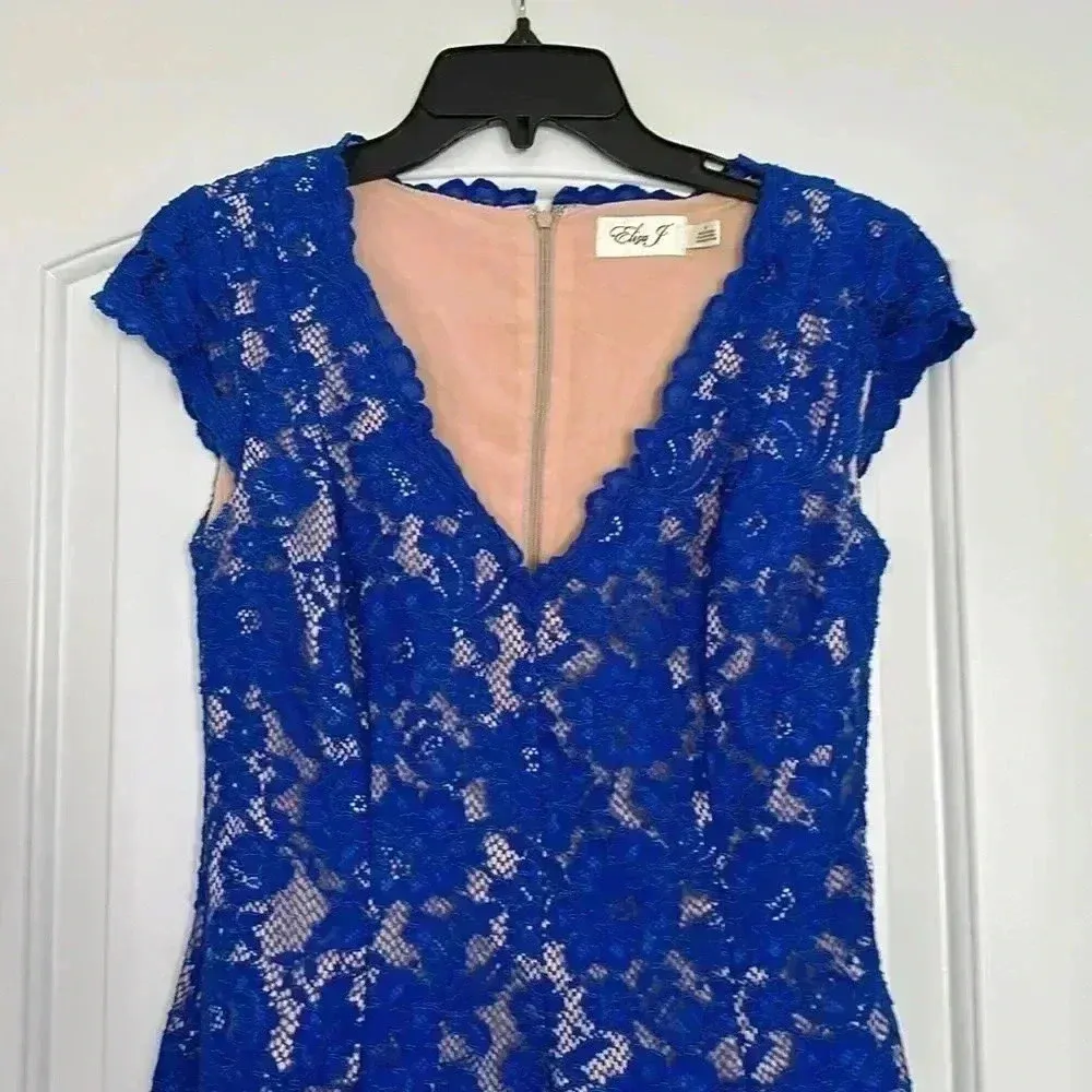 Eliza J Lace Overlay Fit and Flare Short Sleeve V Neck Dress Blue Sz 4 - Image 3
