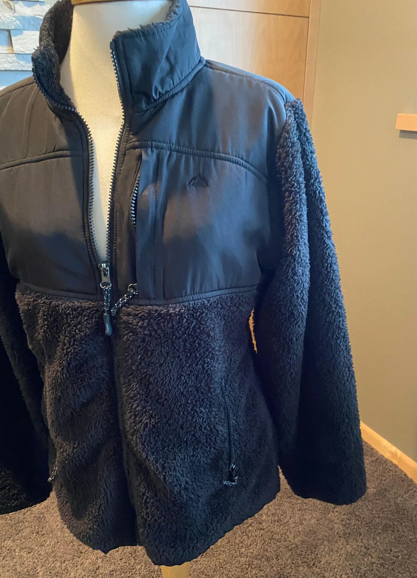Snozu Sherpa Zip Up Jacket - Image 2
