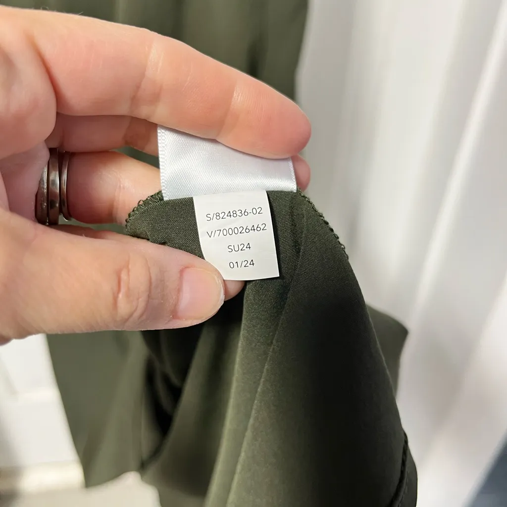 ATHLETA Aspen Olive Green Presidio Traveler Maxi Dress with pockets Size Small - Image 6