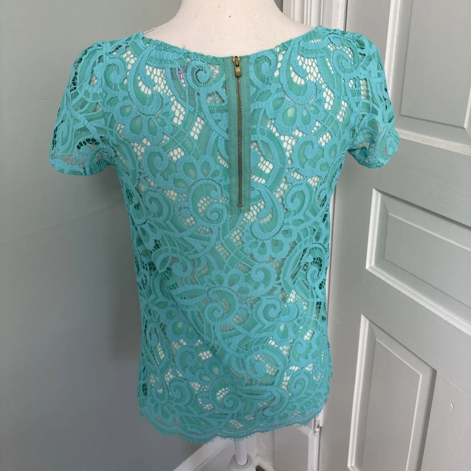 Lilly Pulitzer Top Size XS Lace Teal Blue Short sleeve Shirt Top Blouse - Image 3