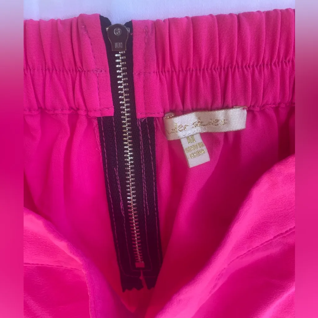 Under Skies Hot Pink Size Medium Athletic shorts - Image 4