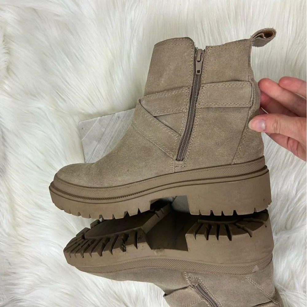 Lucky Brand Elyton Tan Suede Chunky Lug Sole Boots Size 9 - Image 8