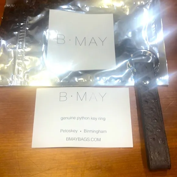 B May Bags key ring - Image 2
