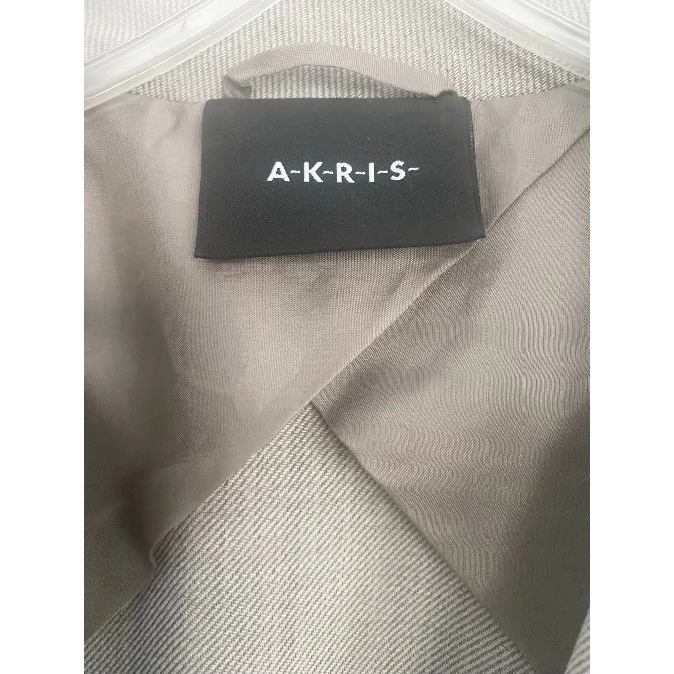 Akris Gray Lightweight 100% Wool Blazer Sz 8 - Image 2