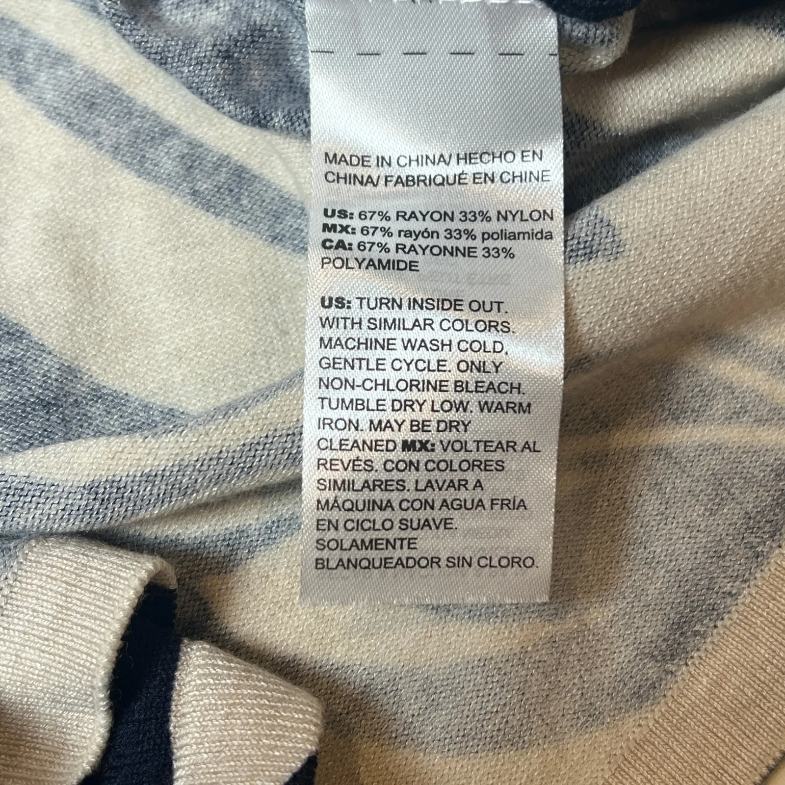 Chico's Navy Beige Abstract Print Long Sleeve Knit Top Women's 0 Small - Image 6