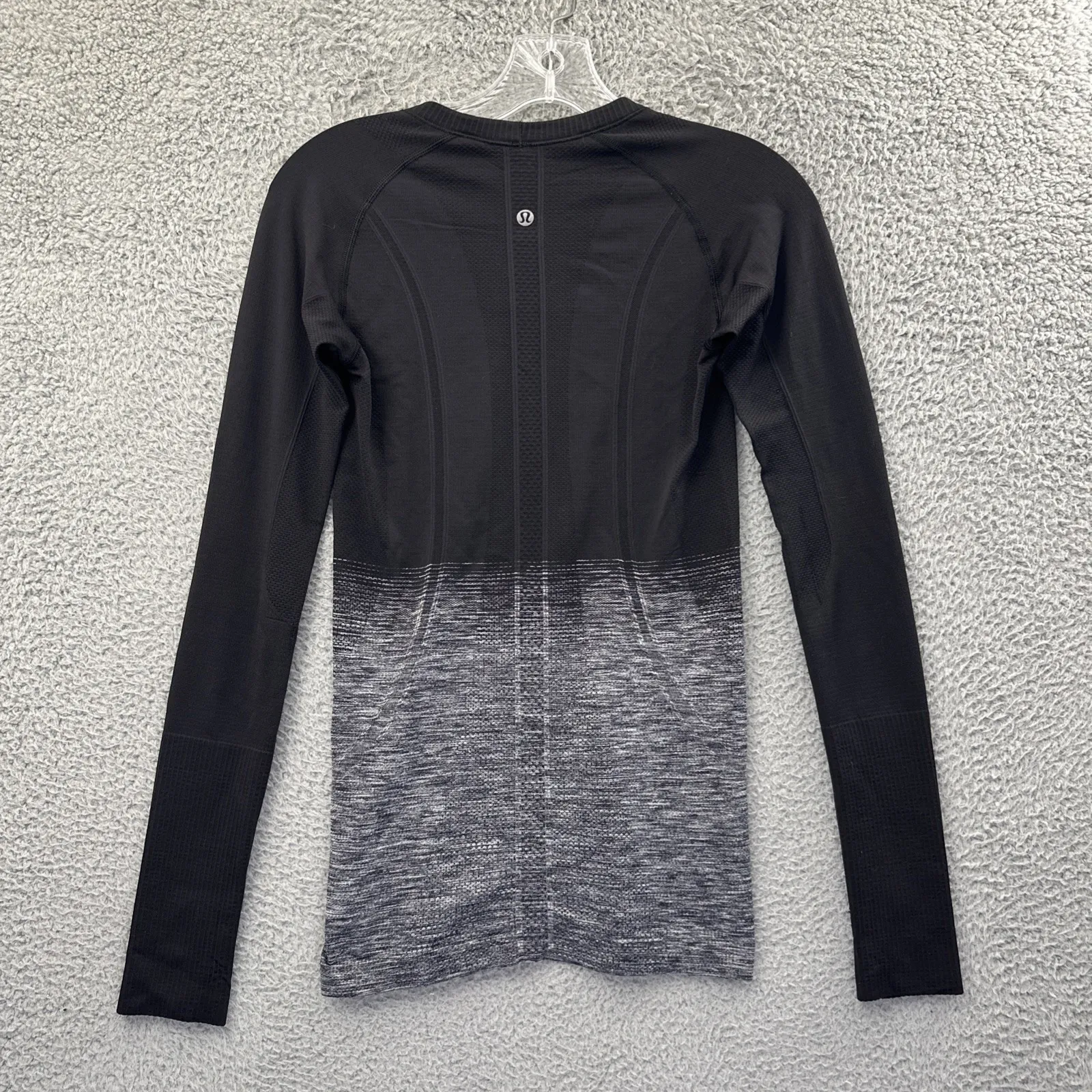 Lululemon Swiftly Tech Crew Long Sleeve Shirt Black Gray Ombre Women's 4 FLAW - Image 3