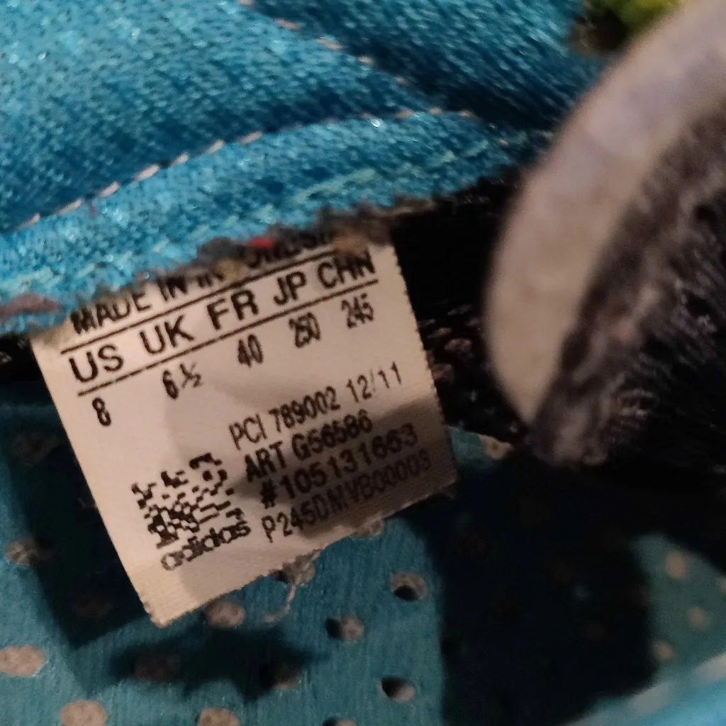 Woman's Adidas Climacool Running Shoes - Image 5