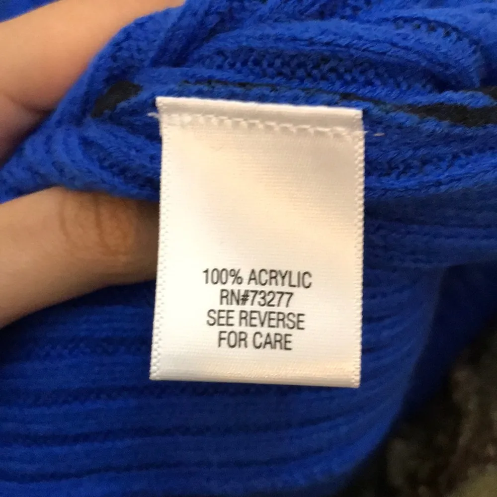 NWT Kohl’s Blue Animal Print Sweater - Image 5