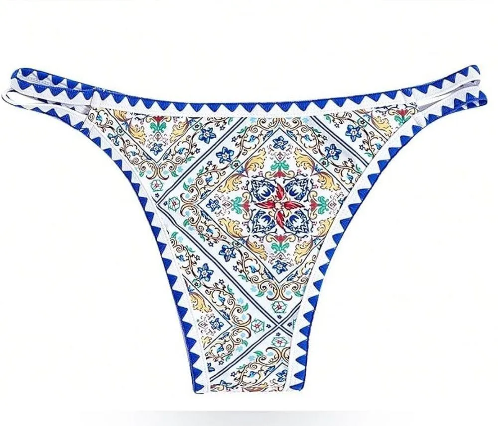 New! WDIRARA Women's Ditsy Floral Print Cut Bikini Bottoms Blue Size M - Image 2