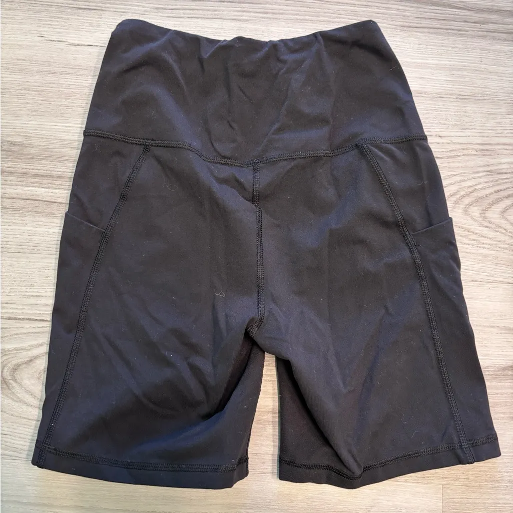The North Face Women's Black Biker Shorts - Image 2