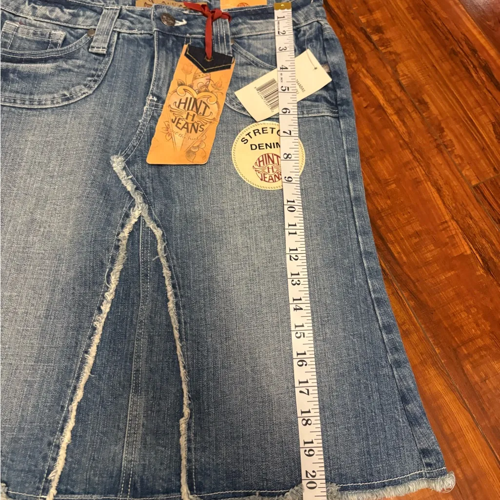 Deadstock Vintage Y2K 2000s midi blue jean raw hem fringe denim skirt sz 29 NWT - Image 15
