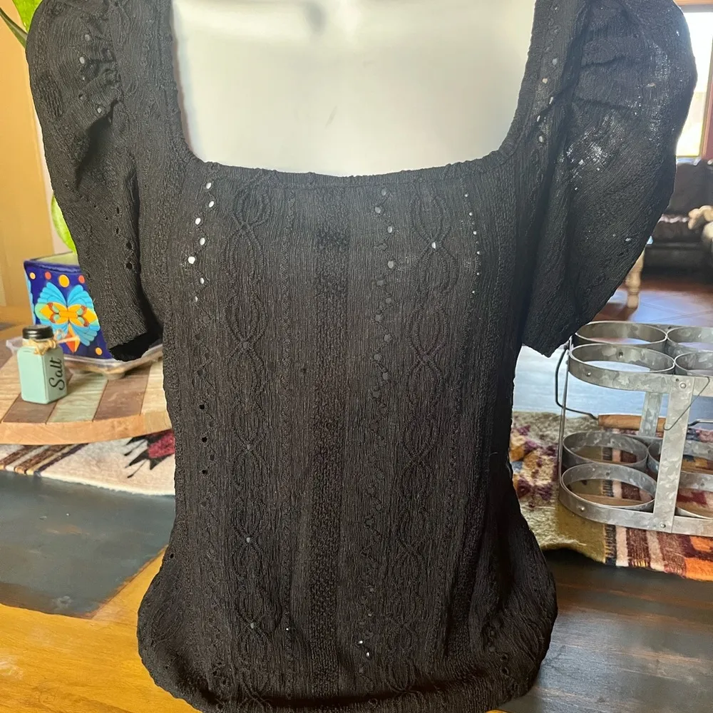 NWOT eyelet lace top - Image 4