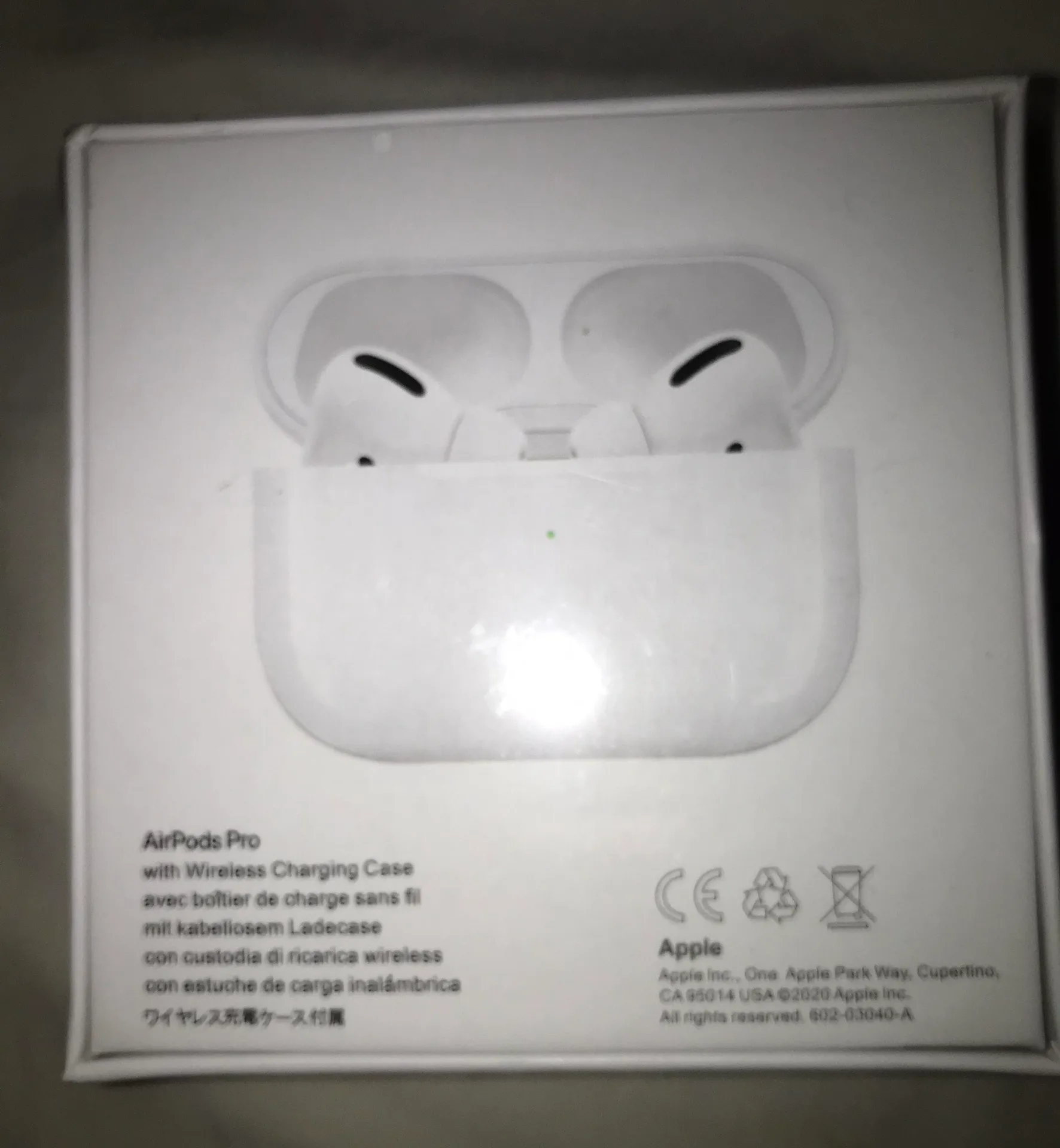 Apple AirPods Pro - Image 2