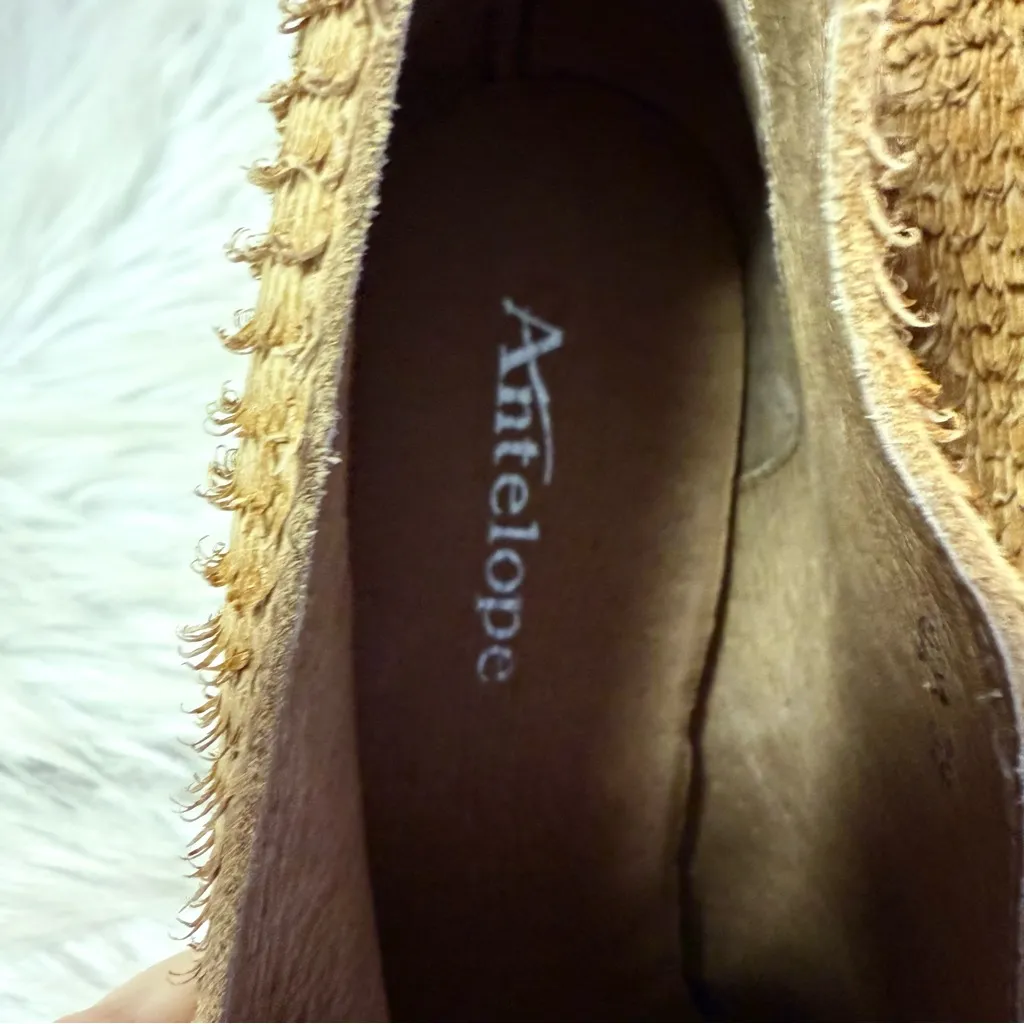 Antelope Brown Textured Handwoven Pumps Size 39 / 8.5–9 Leather Lined Heels - Image 6