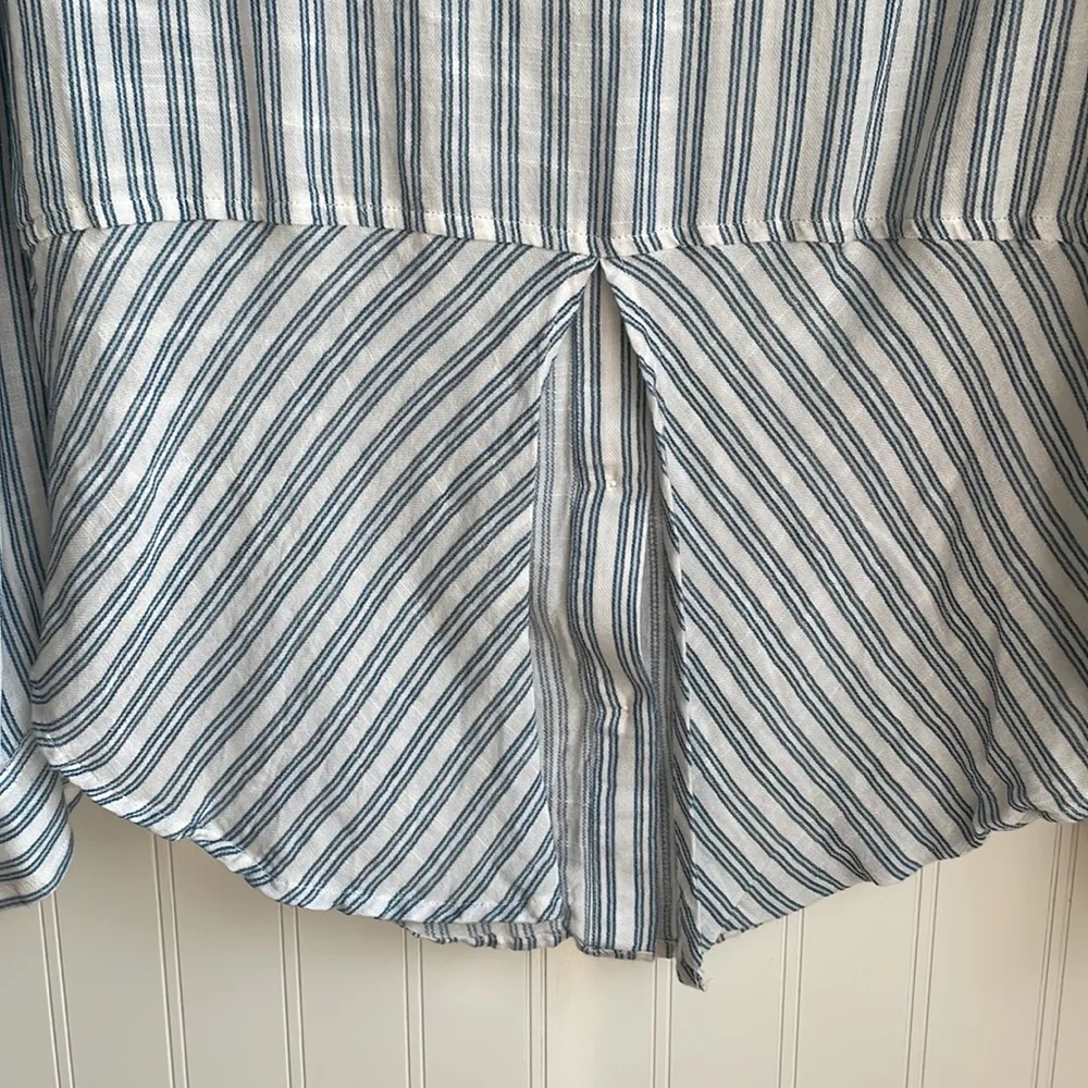 LUCKY BRAND women’s long sleeve button up soft vertical stripe split back size S - Image 7