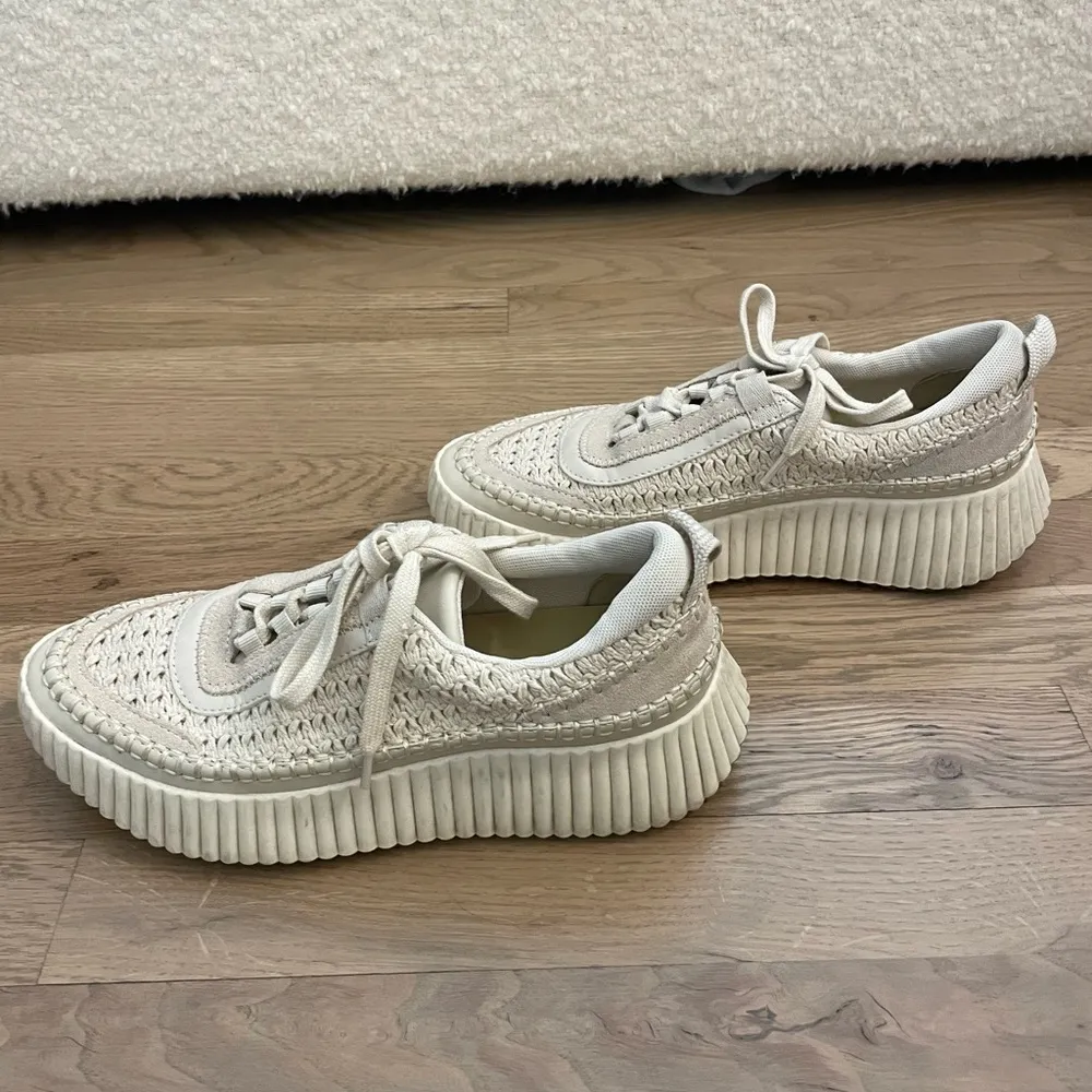 Dolce Vita Dolen Sneaker in Sandstone Knit Size 7.5 - Image 12