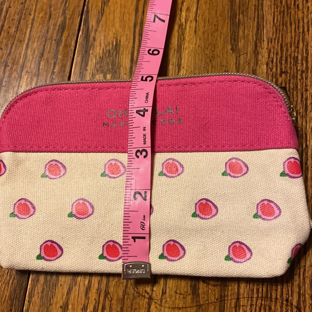 Marc Jacobs cosmetics bag - Image 7