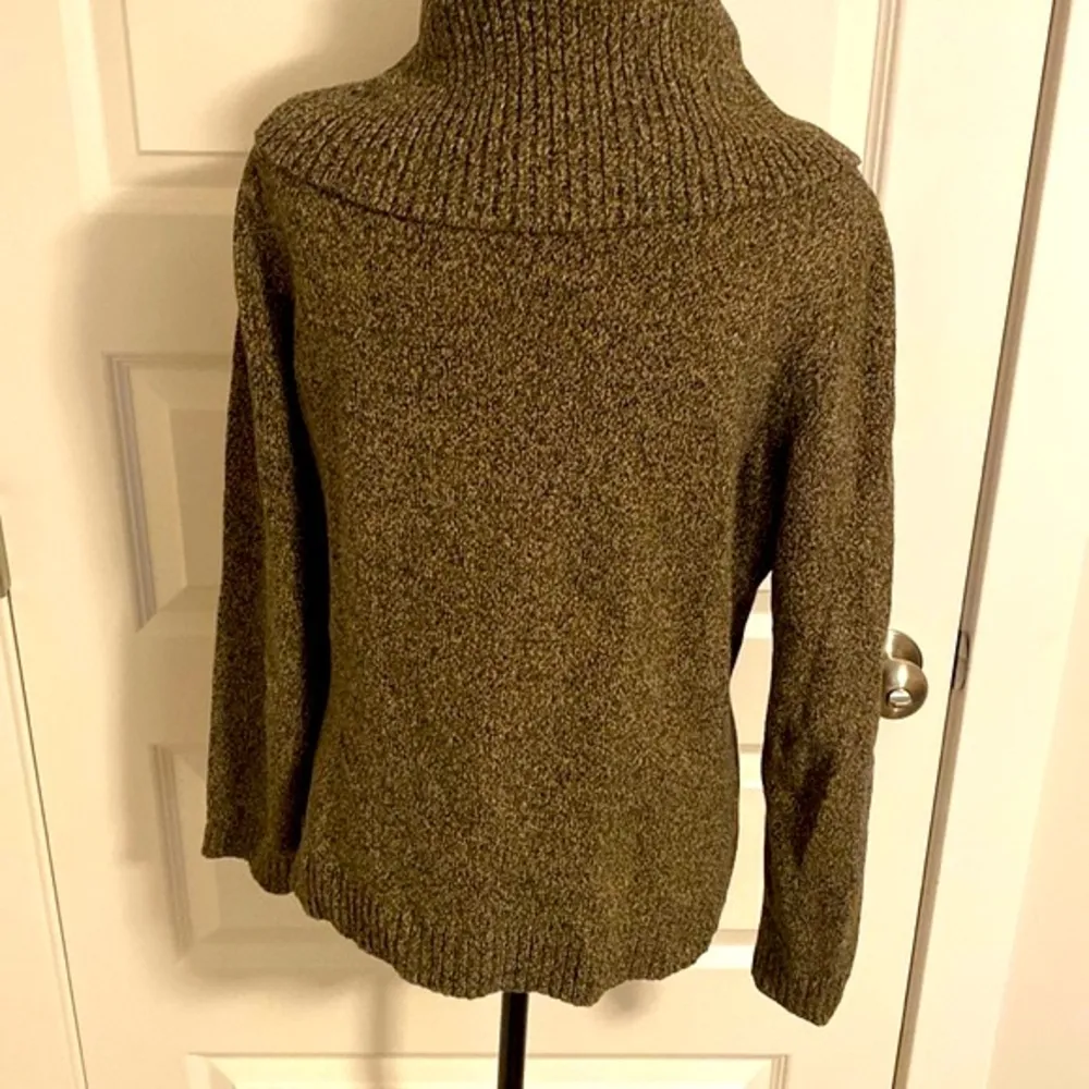 Geoffrey Beene Sport|| Brown/olive green turtleneck sweater - Image 4