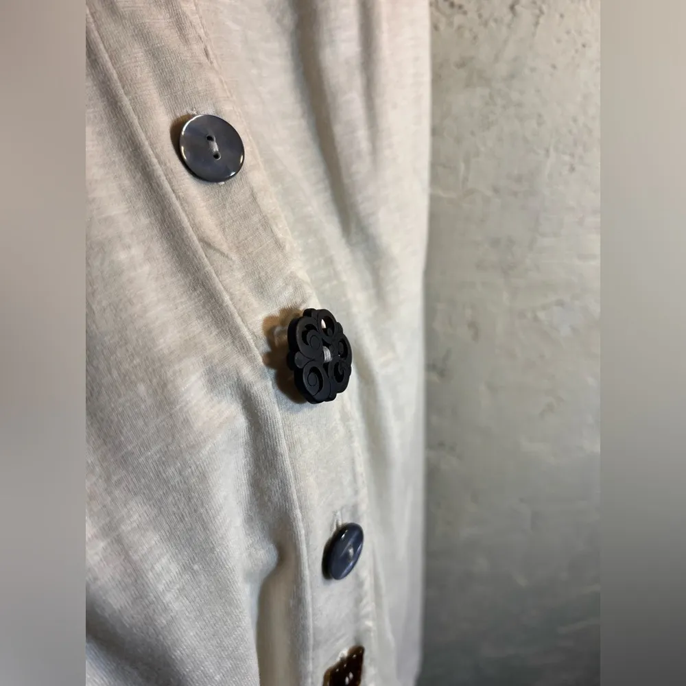 Soft Surroundings Cream Button Down Shirt with Notched Collar - Image 5