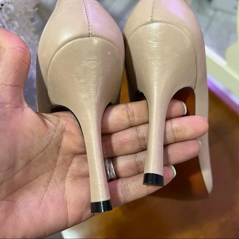 L’intervalle nude pointed toe heel shoes. Size 6 Tan - Image 7