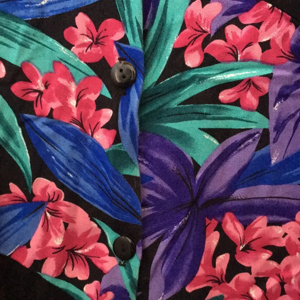 FINAL MARKDOWN LADIES separate issue top 24w. Black - Image 7