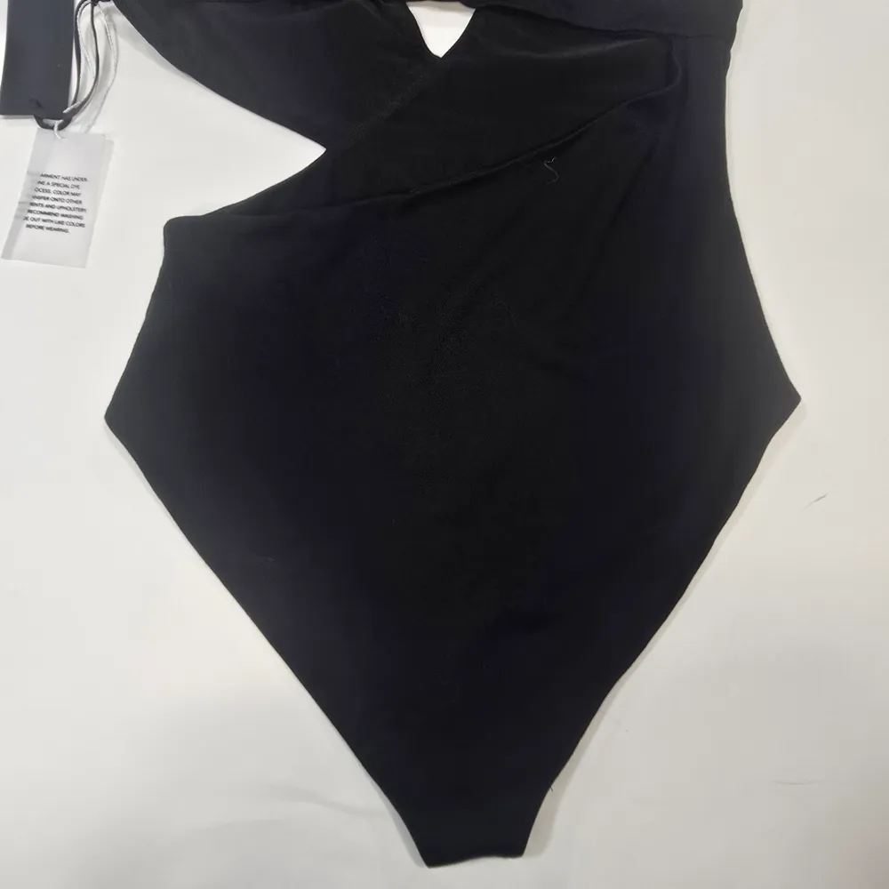 h:ours Kyoto Bodysuit in Black - Image 9