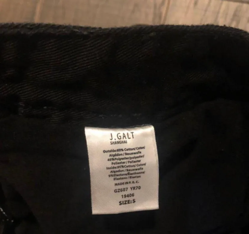 Brandy Melville Pleated Skirt - Image 2