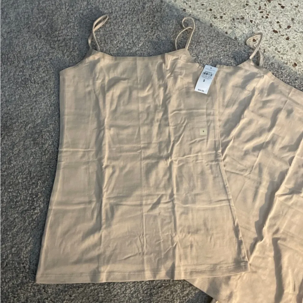 NWT any Taylor factory small - Image 2
