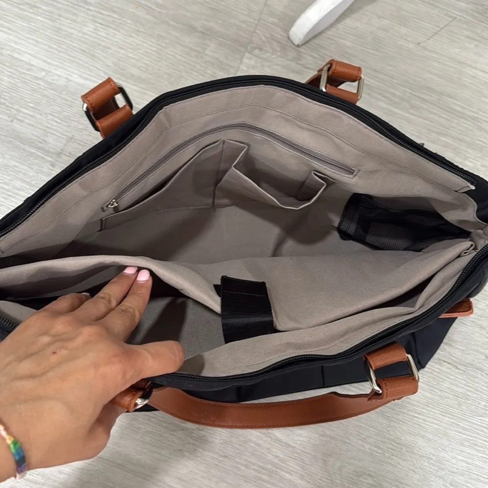 NWOT nylon travel bag with carry on slide in Black - Image 7