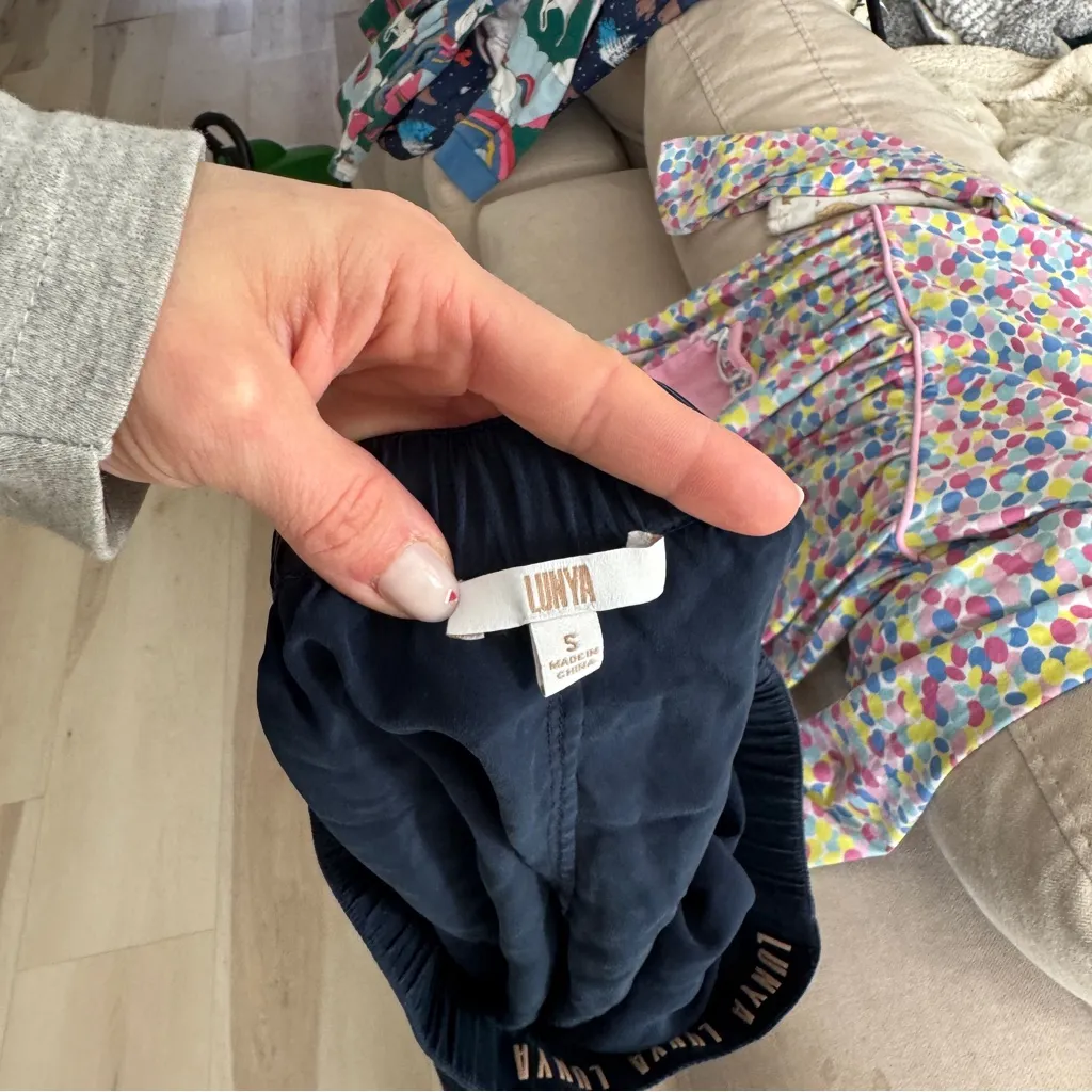 Lunya Silk Washable pajamas set tank top tulip shorts deep blue navy scoop - Image 4