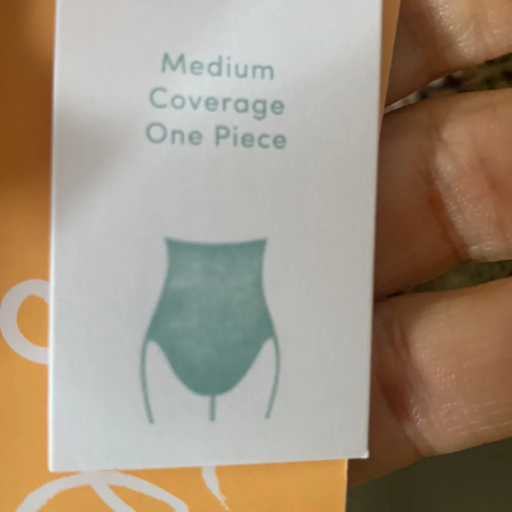 NWT KONA SOL Side-Cinch Medium Coverage One Piece Swimsuit, Animal Print Size M - Image 10