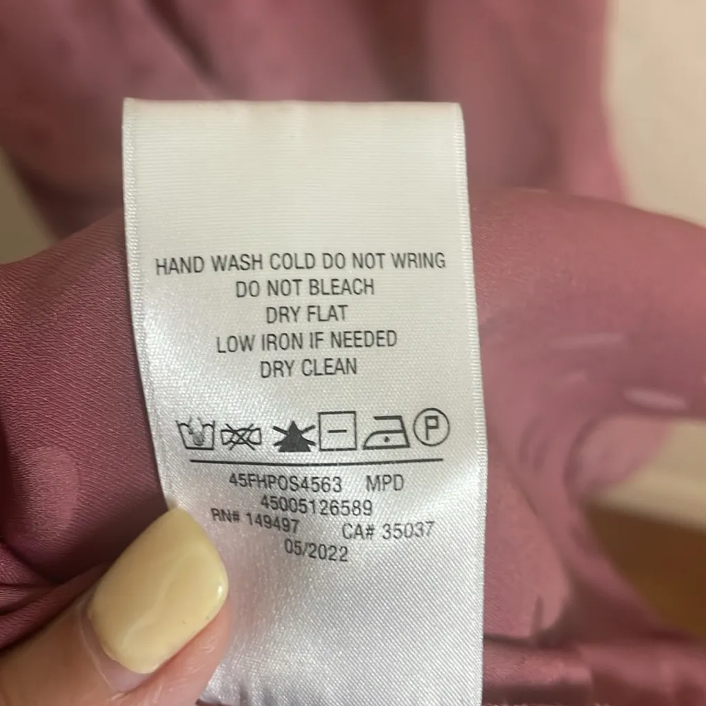 Favorite Daughter Singles Table Dress - Image 7