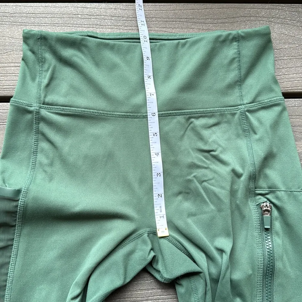Fabletics  Womens Green Motion 365 Leggings Zip Ankles Hip Pocket Size Medium - Image 5