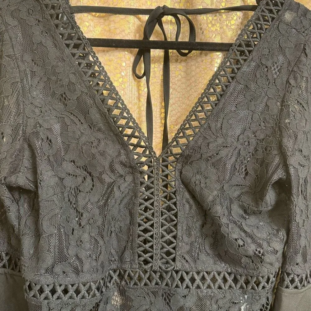 CIEN Black Lace Bell Sleeve‎ Witchy Goth Whimsygoth Bodysuit Medium - Image 3