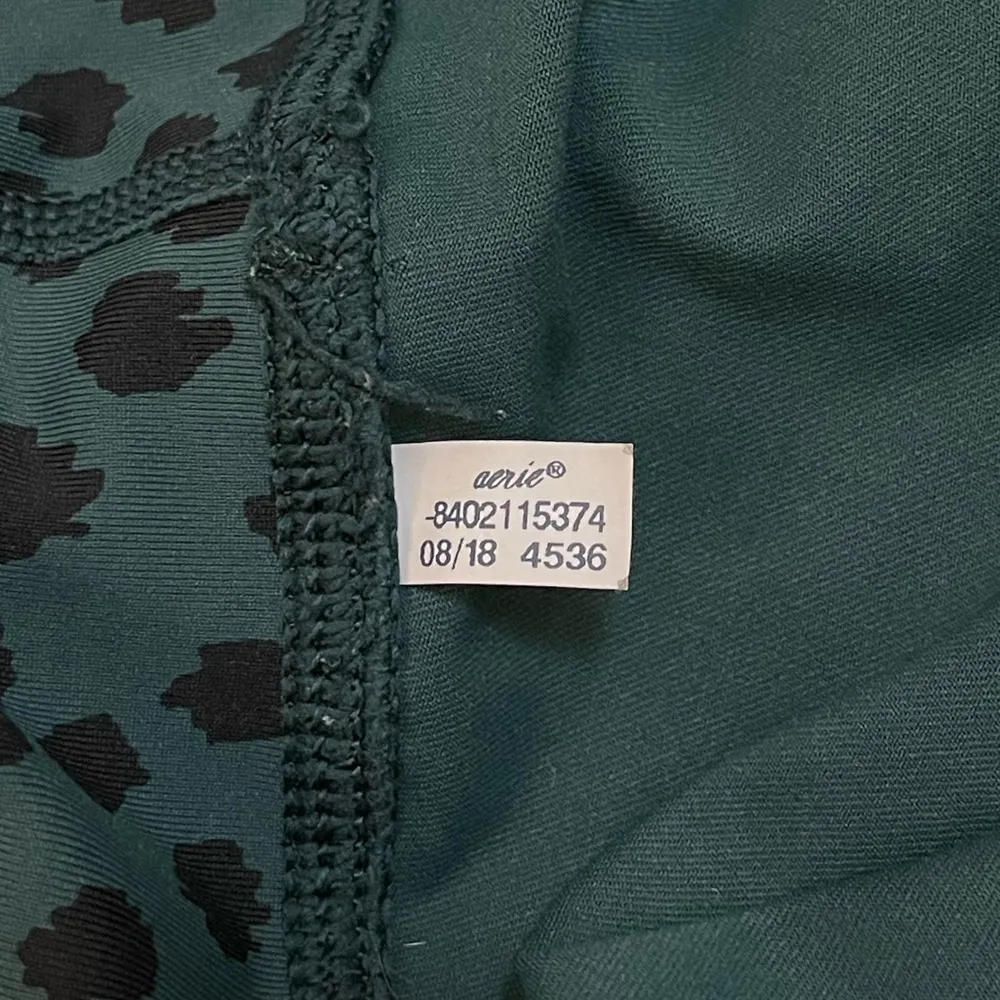 Aerie sea foam green blue leopard print leggings women’s size XL - Image 4