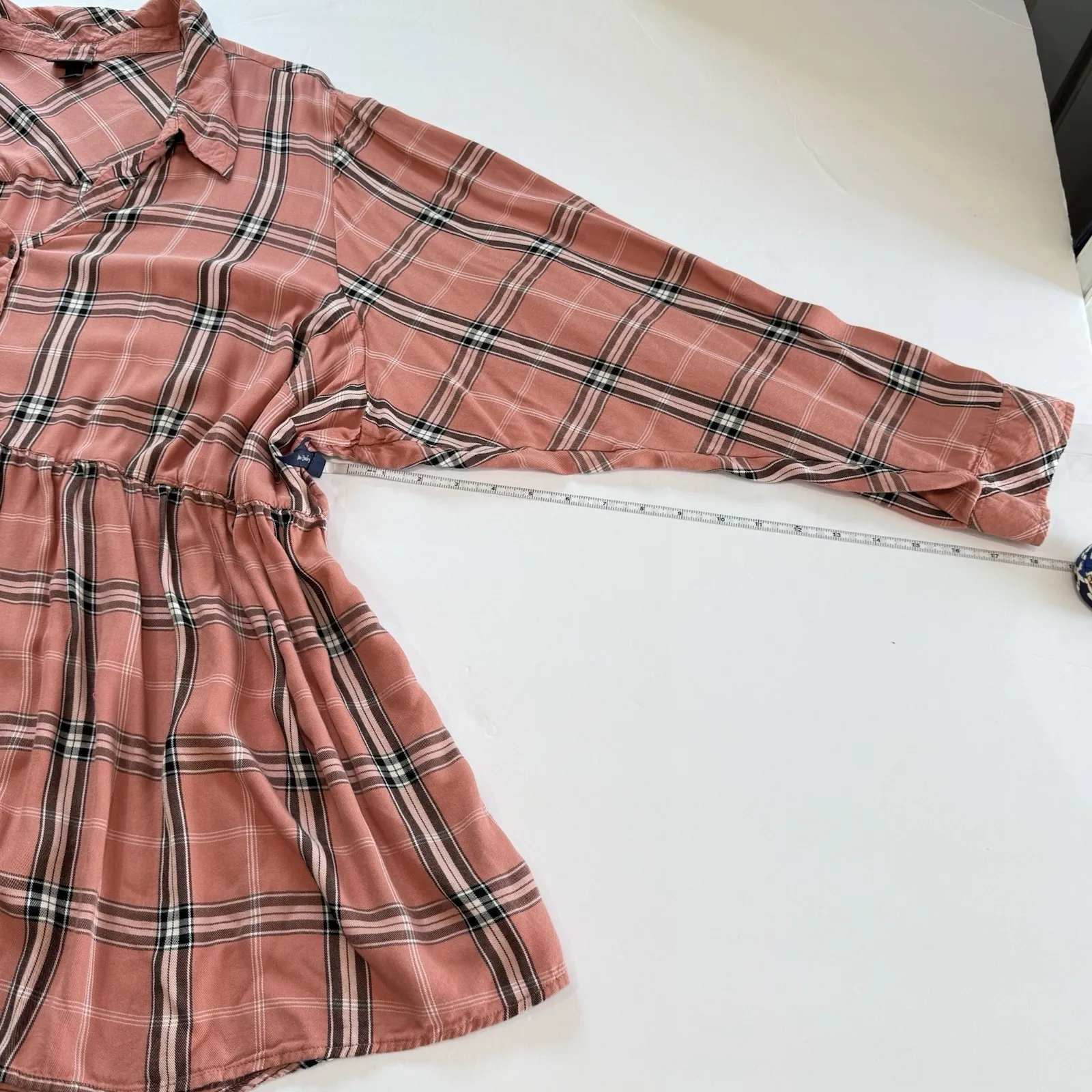 Torrid Coral Pink Plaid‎ Peplum Rayon Twill Button Front Top 5X - Image 9