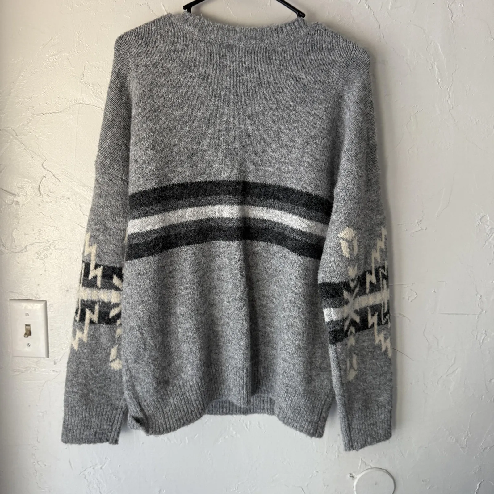 New‎ In Sweater Womens Small Gray Aztec Geometric Pullover Crewneck Soft Knit - Image 8