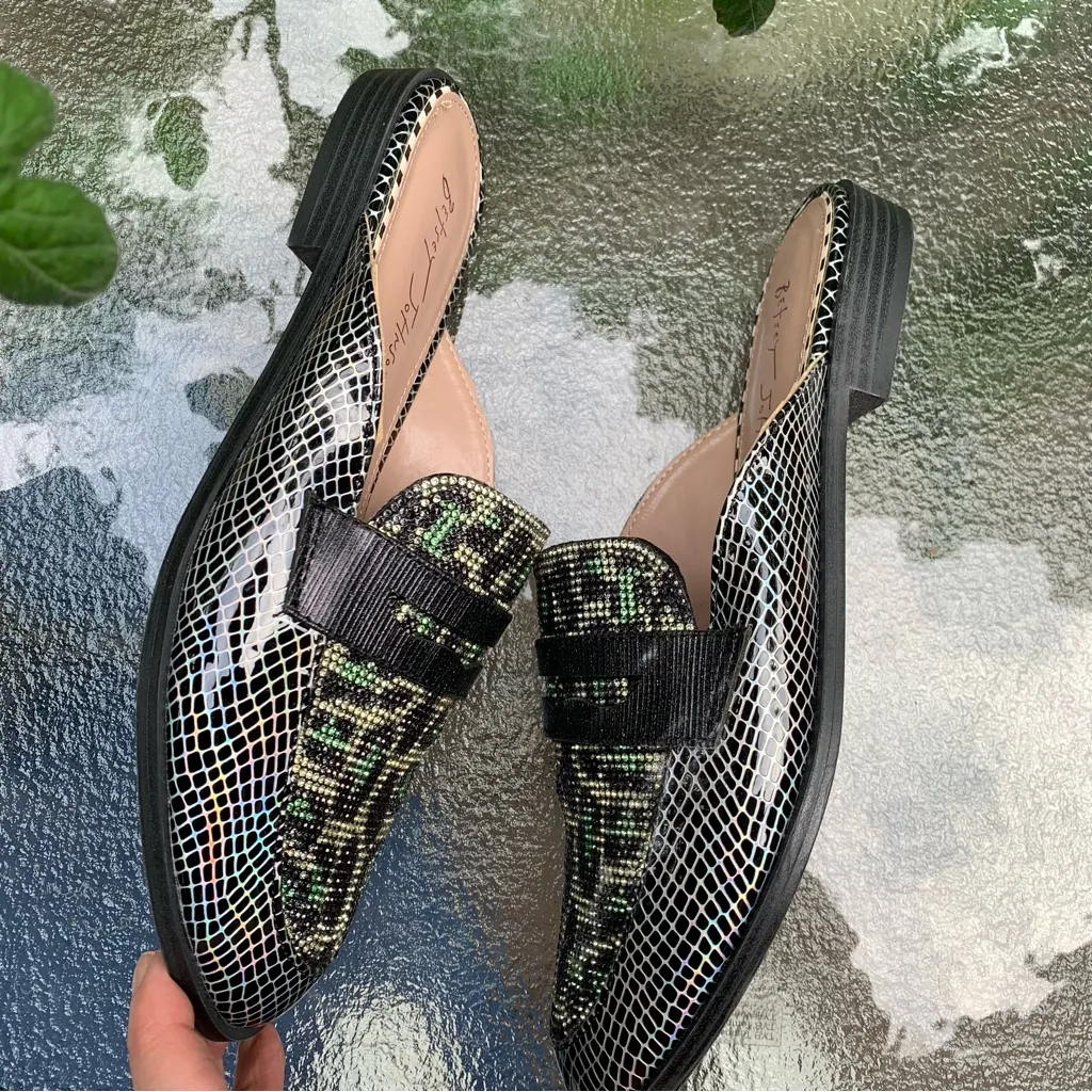 Betsey Johnson Markerr/Marko Animal Print Penny Loafer Slides 7.5 Shoes EUC - Image 5